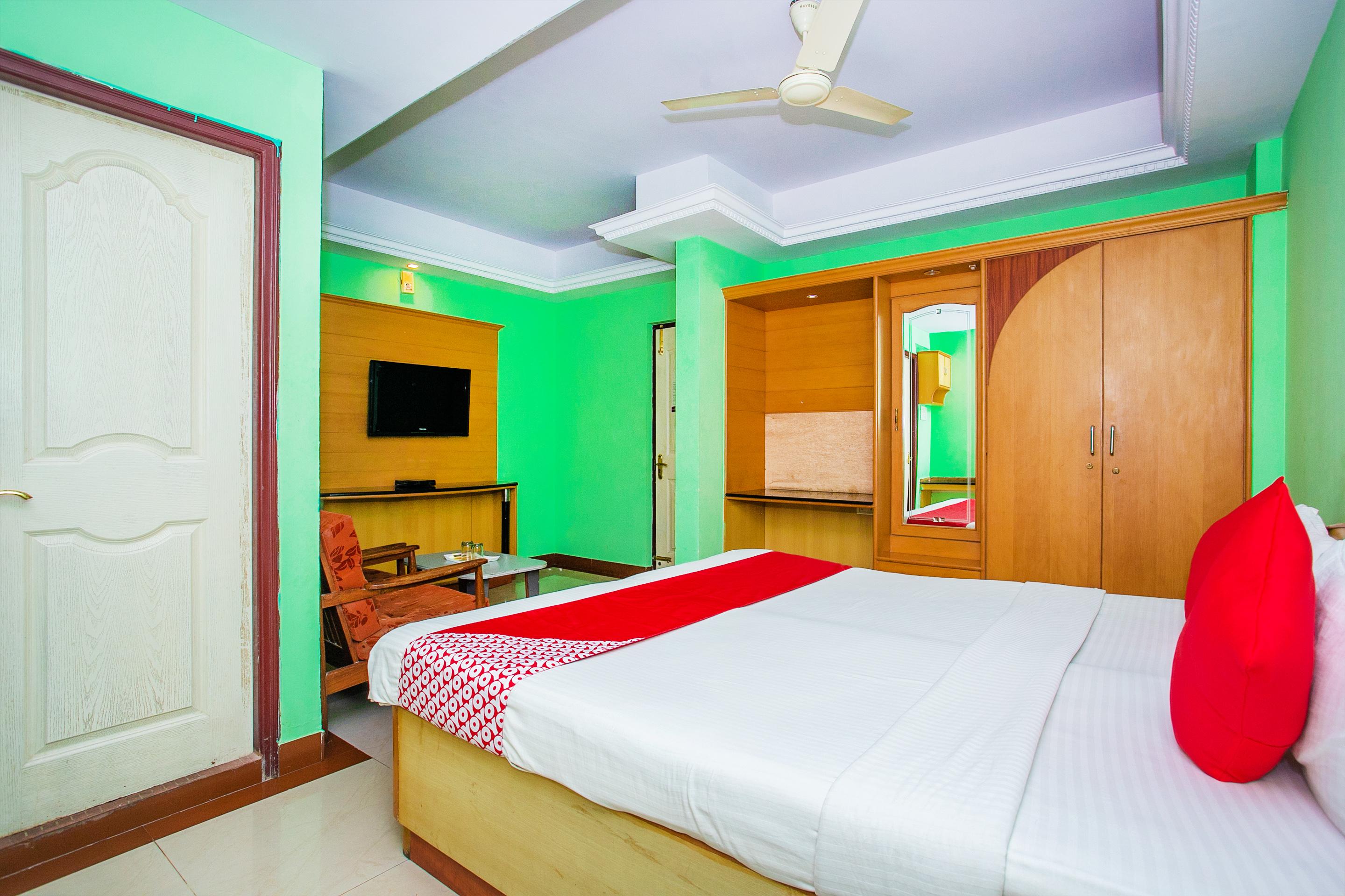 Oyo 331 Hotel Skanda Shelters Бангалор Екстериор снимка