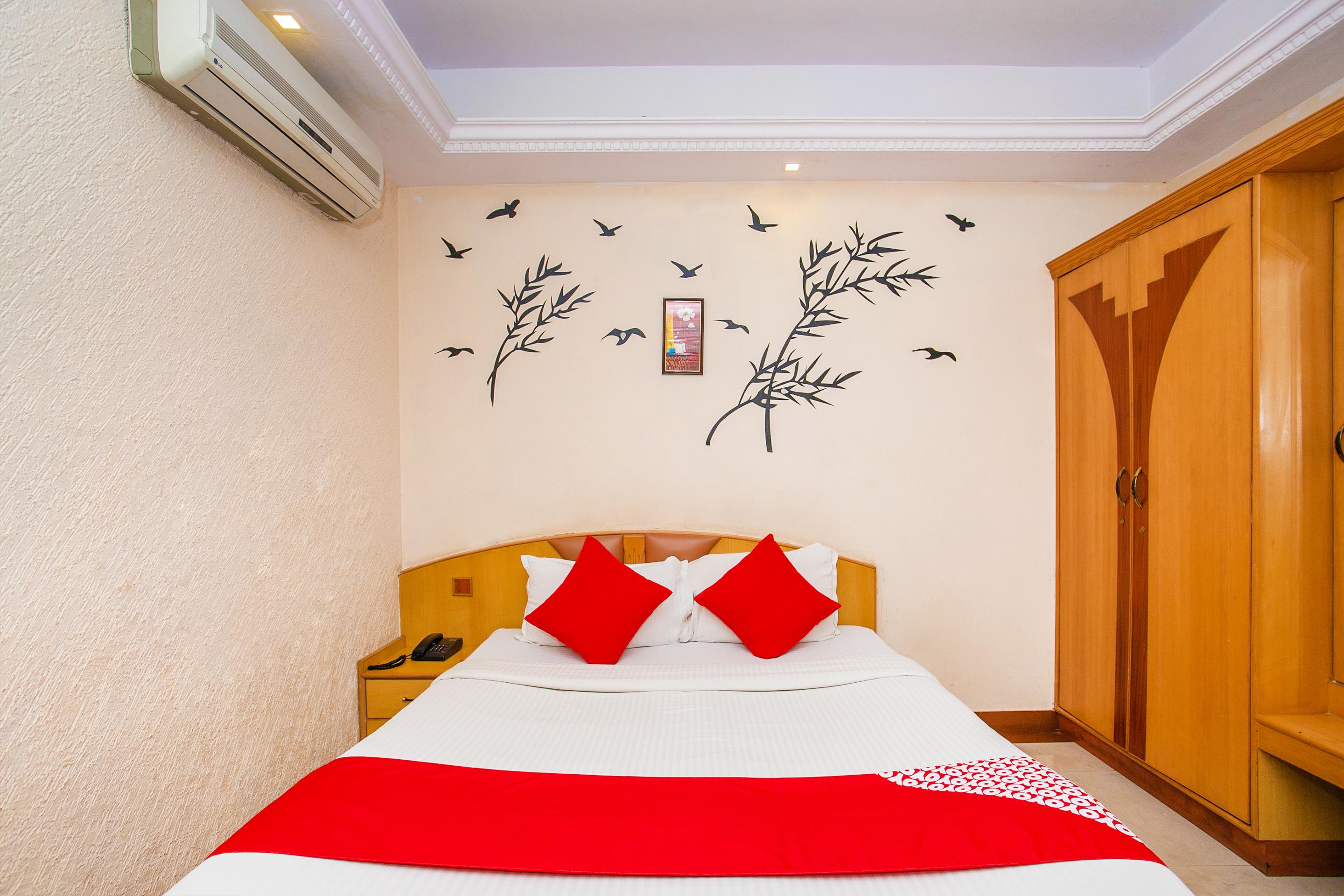 Oyo 331 Hotel Skanda Shelters Бангалор Екстериор снимка