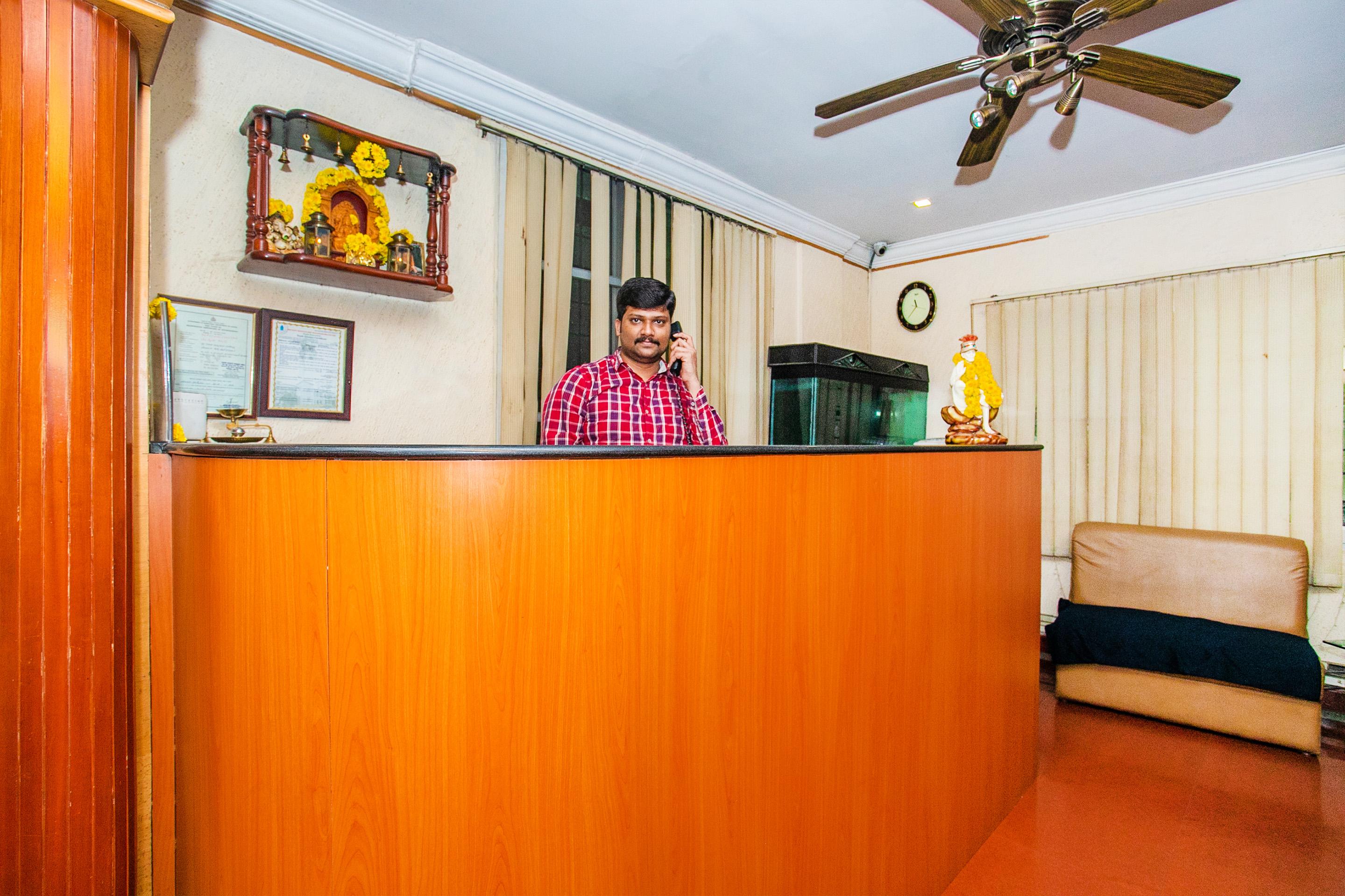 Oyo 331 Hotel Skanda Shelters Бангалор Екстериор снимка