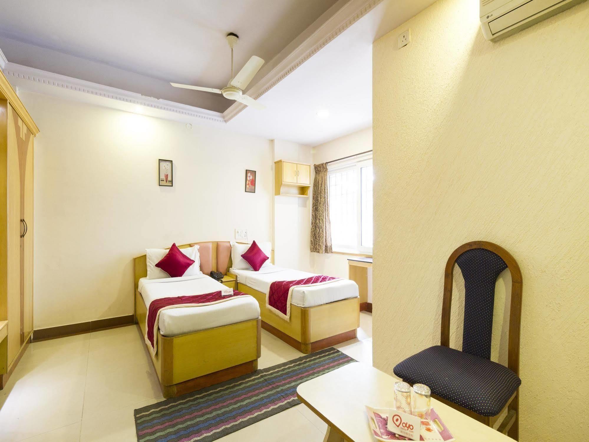 Oyo 331 Hotel Skanda Shelters Бангалор Екстериор снимка